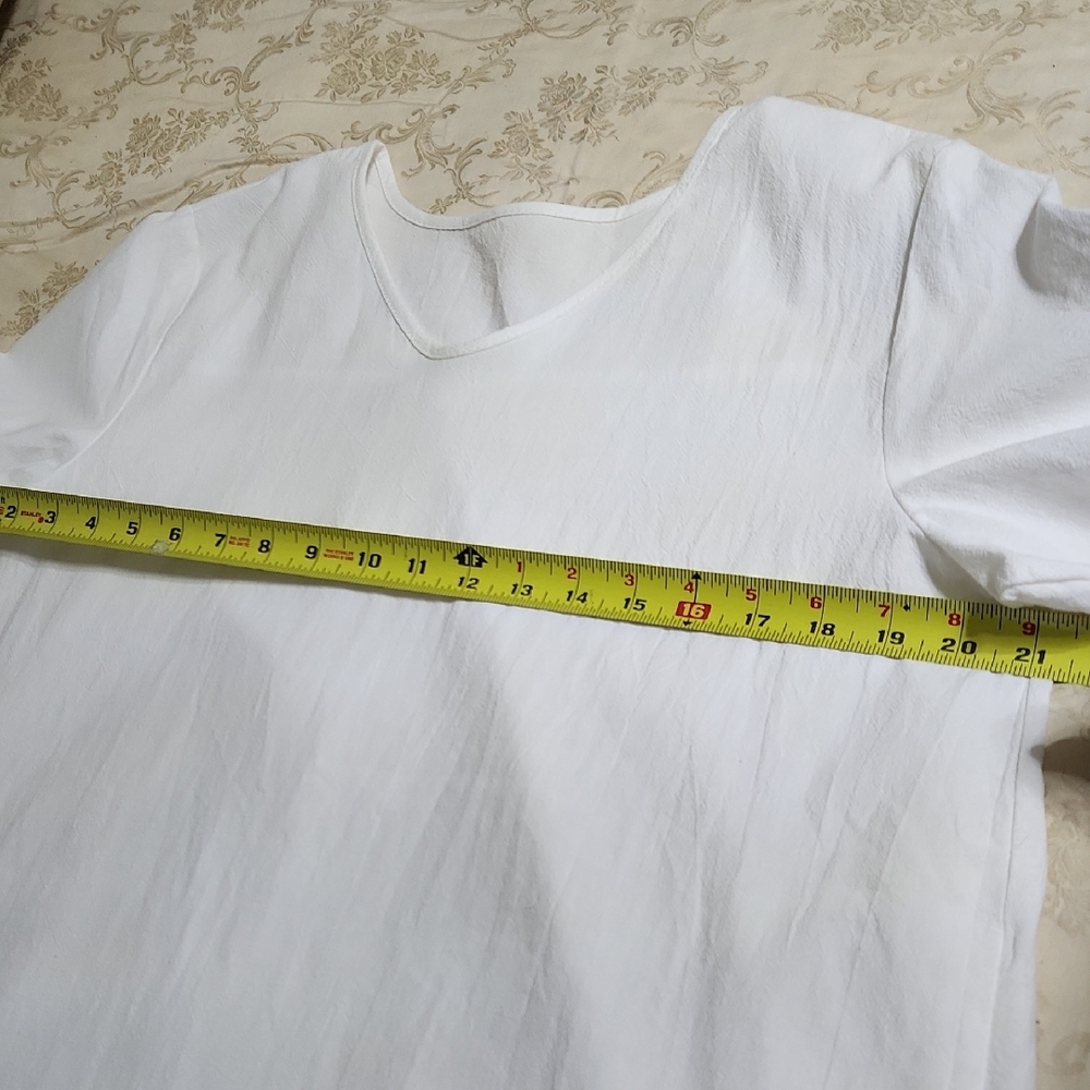 Women's Short Sleeve Round Neck Tee in White - Picture 2 of 6